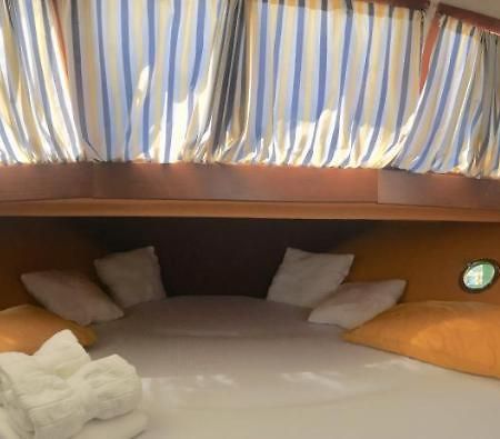 Home Boat バダロナ エクステリア 写真
