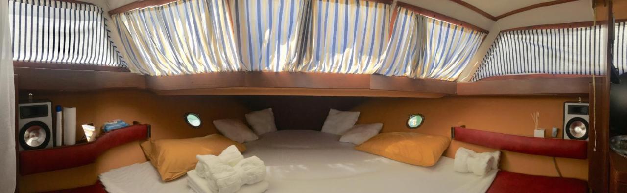 Home Boat バダロナ エクステリア 写真